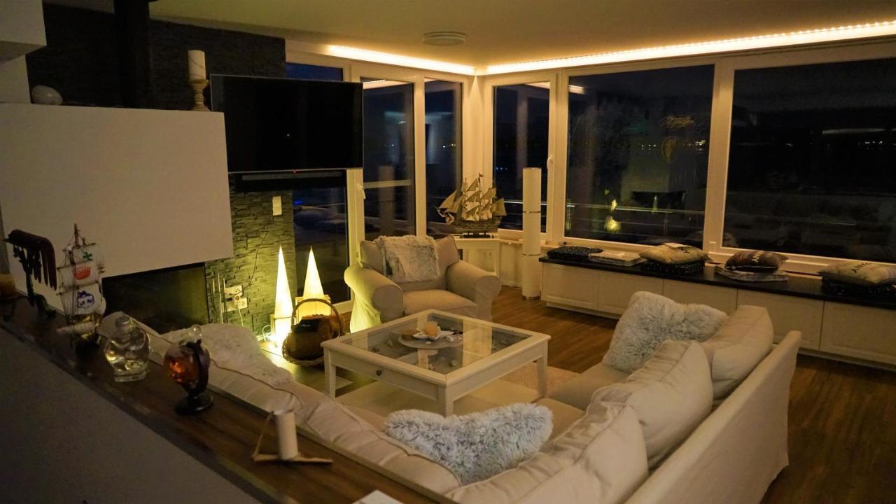 Schwimmendes Haus Robby II Villa Bitterfeld-Wolfen Екстериор снимка